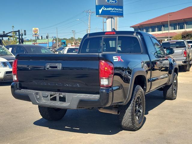 2022 toyota tacoma sr