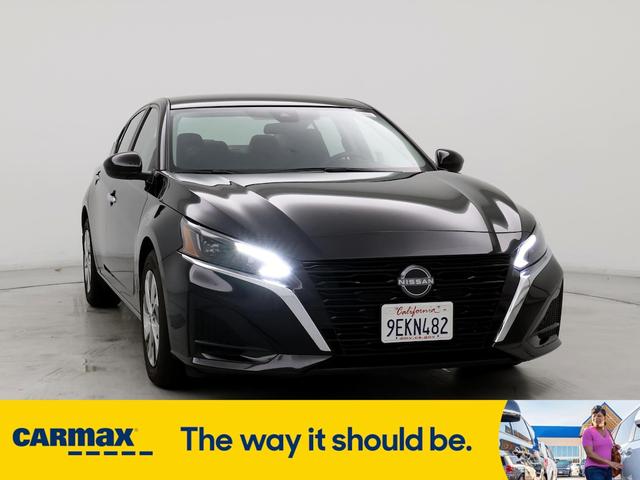 2023 nissan altima s