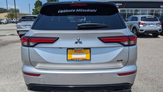 2024 Mitsubishi Outlander