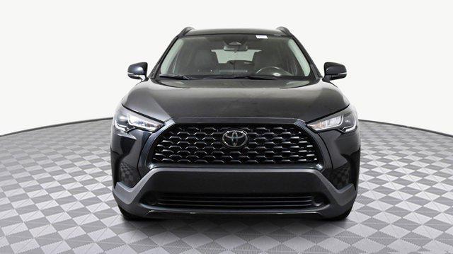 2023 toyota corolla cross le