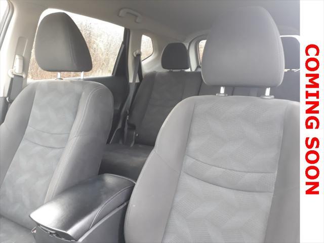 2015 nissan rogue sv