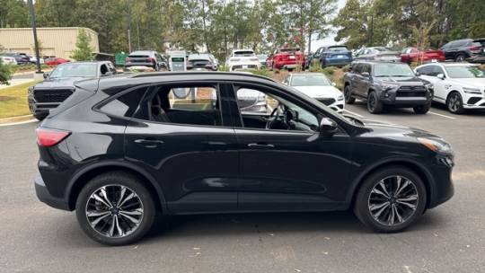 2021 ford escape hybrid se