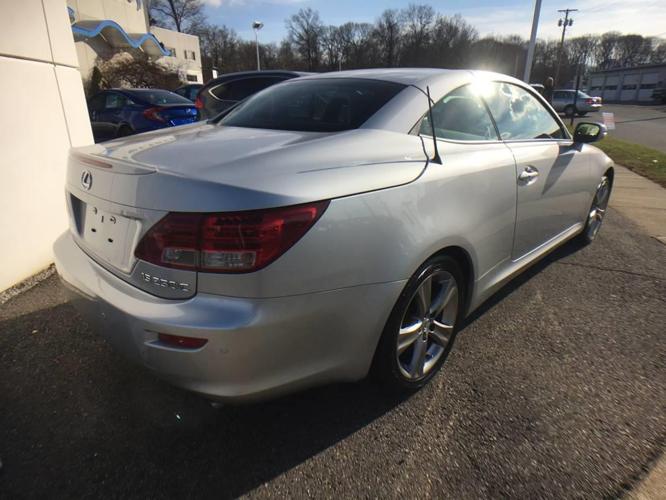 2012 lexus is 250c base 2dr convertible 6a for sale in milford, connecticut