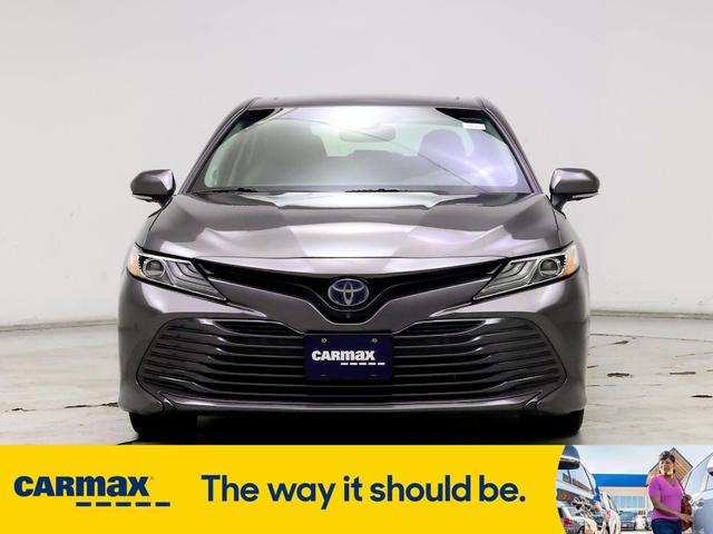 2018 toyota camry hybrid xle