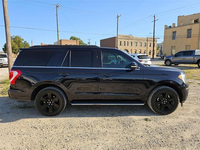 2021 ford expedition xlt