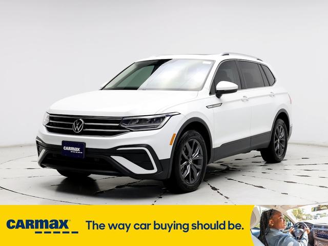 2022 volkswagen tiguan se