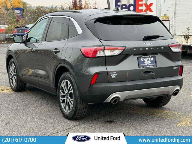 2020 ford escape sel