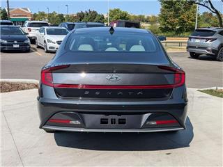 2022 Hyundai Sonata se