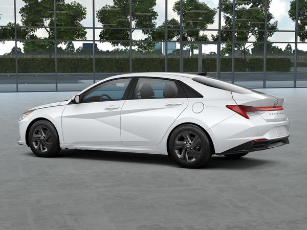 2021 hyundai elantra in milwaukee, wisconsin