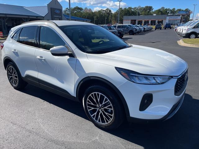 2023 ford escape base