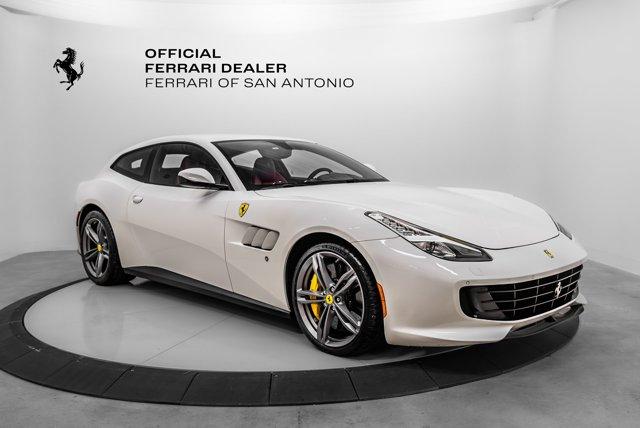 2017 ferrari gtc4lusso v12