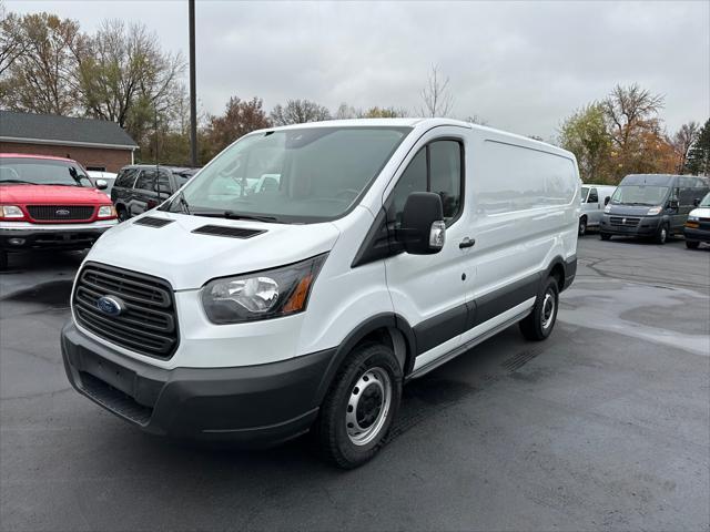2017 ford transit-250 base