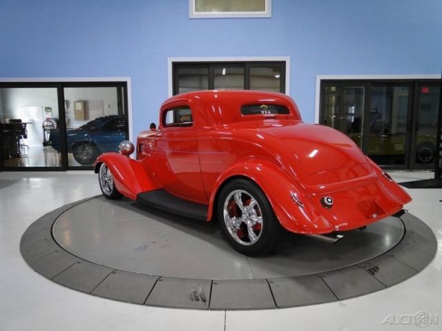 fiesta red show car coupe