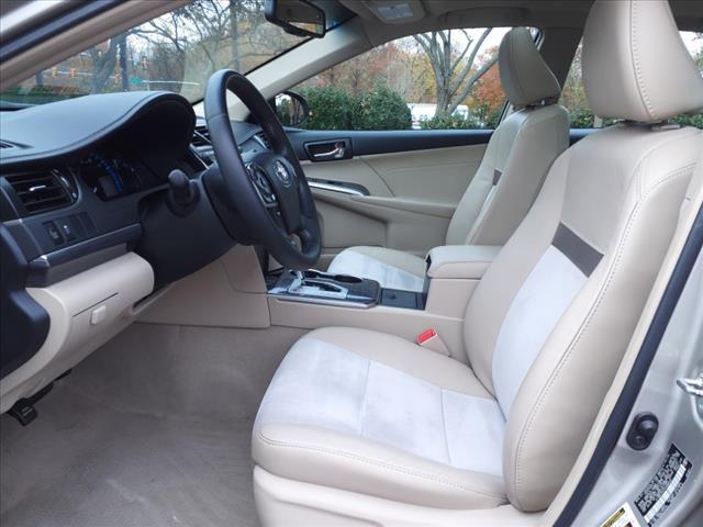 2014 toyota camry hybrid xle