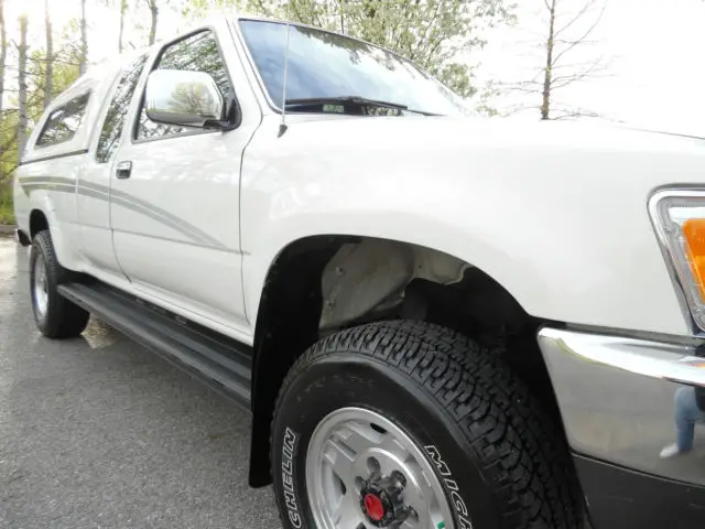 selling at no reserve 2-owner low mile 1990 toyota x-cab pickup 4x4 v-6 survivor