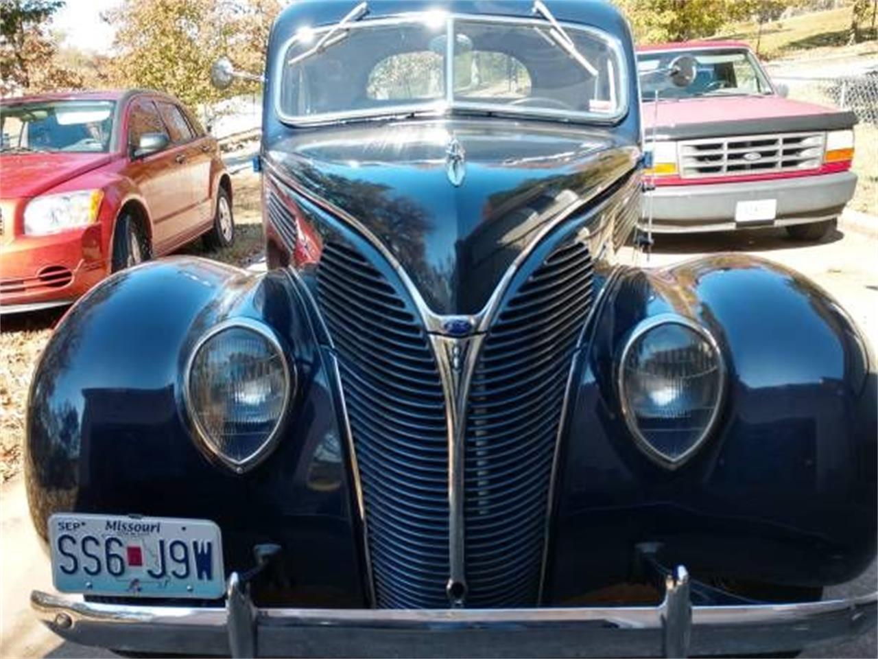 1938 ford deluxe