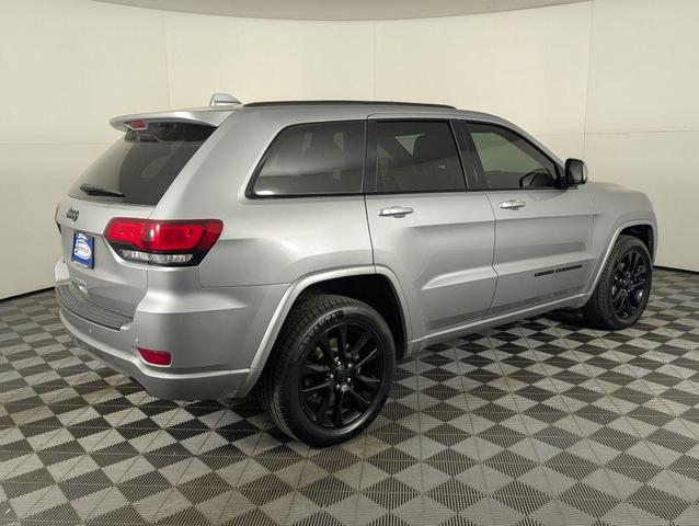2020 jeep grand cherokee altitude