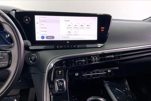 2023 toyota mirai base