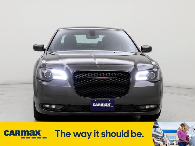 2023 chrysler 300 s