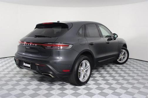 2024 porsche macan