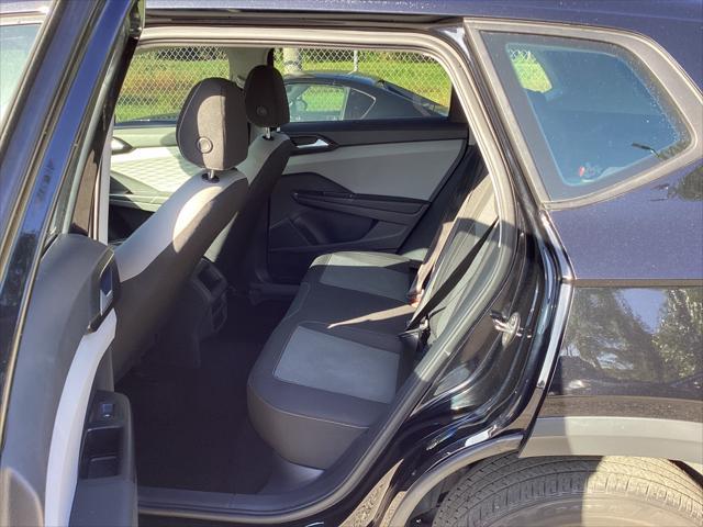 2022 volkswagen taos 1.5t s