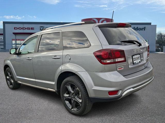 2020 dodge journey crossroad