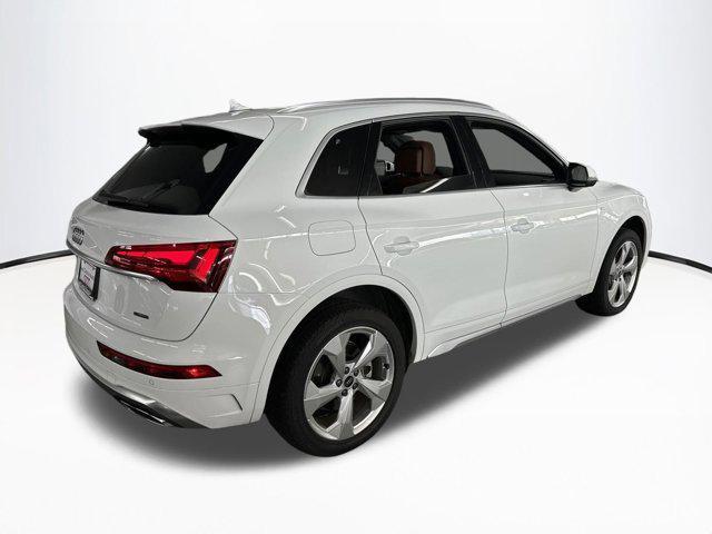 2024 audi q5 45 s line premium plus