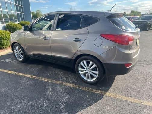 2012 hyundai tucson limited in plymouth, wisconsin