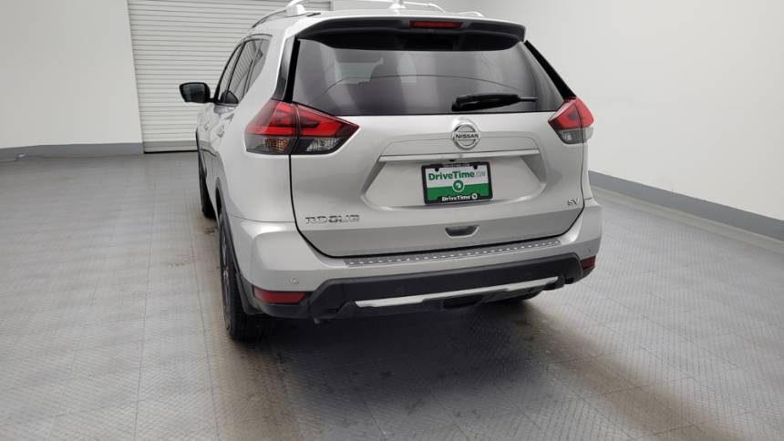 2020 nissan rogue sv