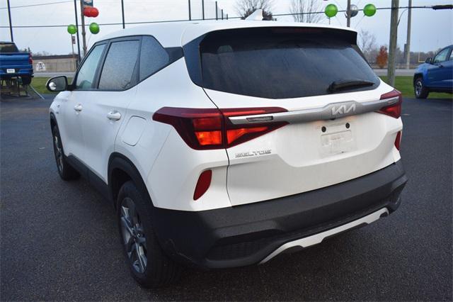 2023 kia seltos lx