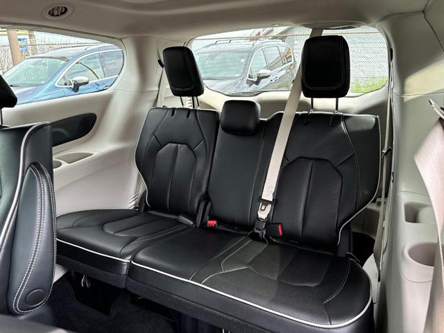2022 chrysler pacifica hybrid limited