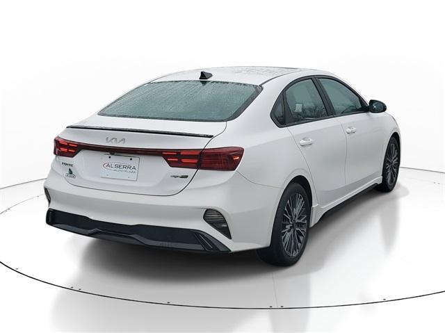 2022 kia forte gt-line