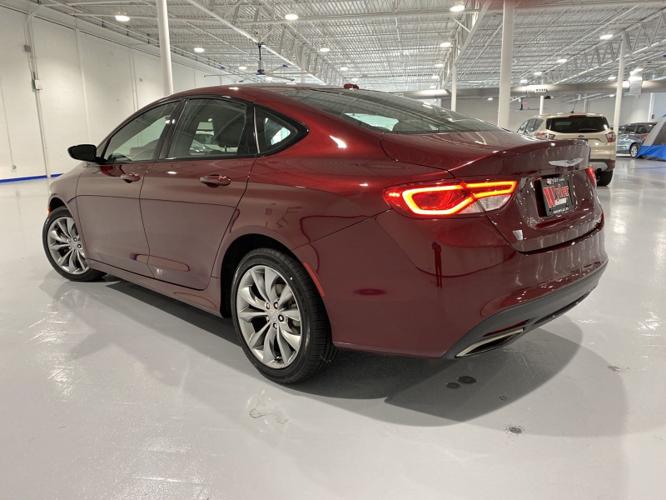 used 2016 chrysler 200 s louisville, ky 40216 for sale in louisville, kentucky