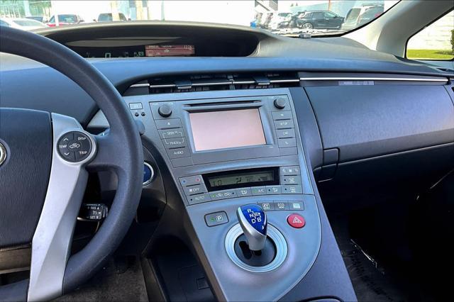 2013 toyota prius two