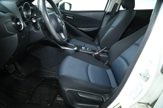 2018 toyota yaris ia base