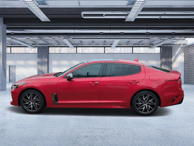 2022 kia stinger gt-line