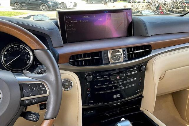 2016 lexus lx 570 base