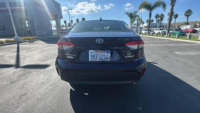 2024 toyota corolla hybrid le