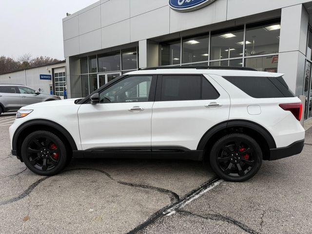2023 ford explorer st