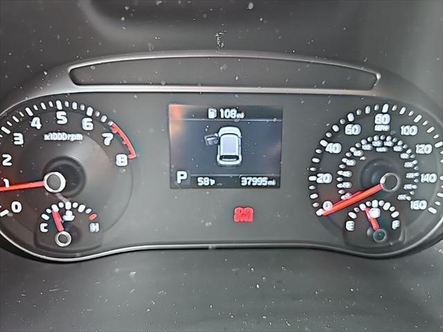 2022 kia soul lx