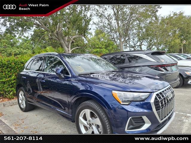 2022 audi q3 40 premium