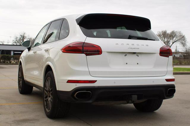 2017 porsche cayenne platinum edition