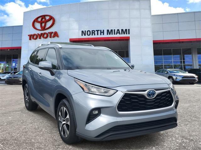 2020 toyota highlander hybrid xle