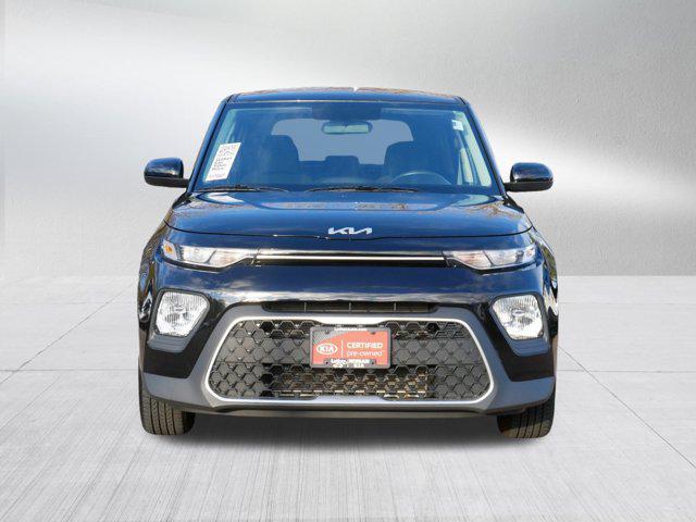 2022 kia soul lx