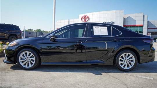 2021 Toyota Camry le