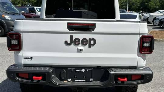 2024 Jeep Gladiator