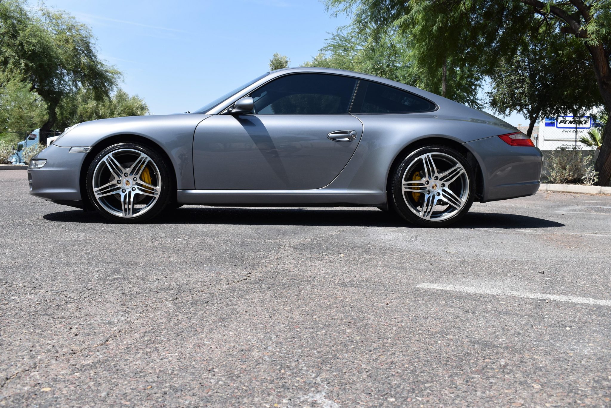 2005 porsche 911 carrera coupe 6-speed