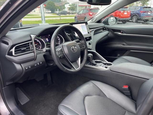 2022 toyota camry hybrid xle
