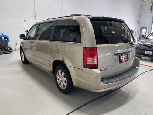 2008 chrysler town & country touring in blackhawk village, iowa