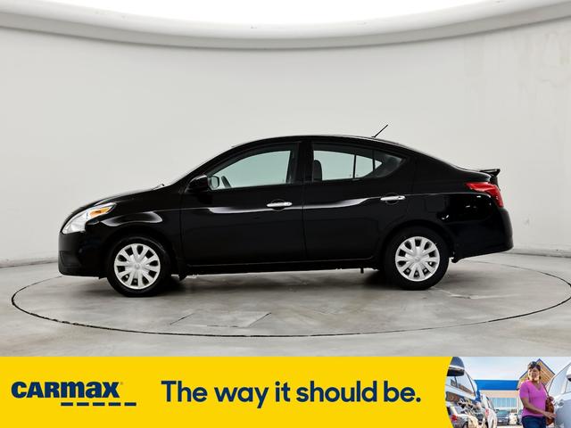 2019 nissan versa sv